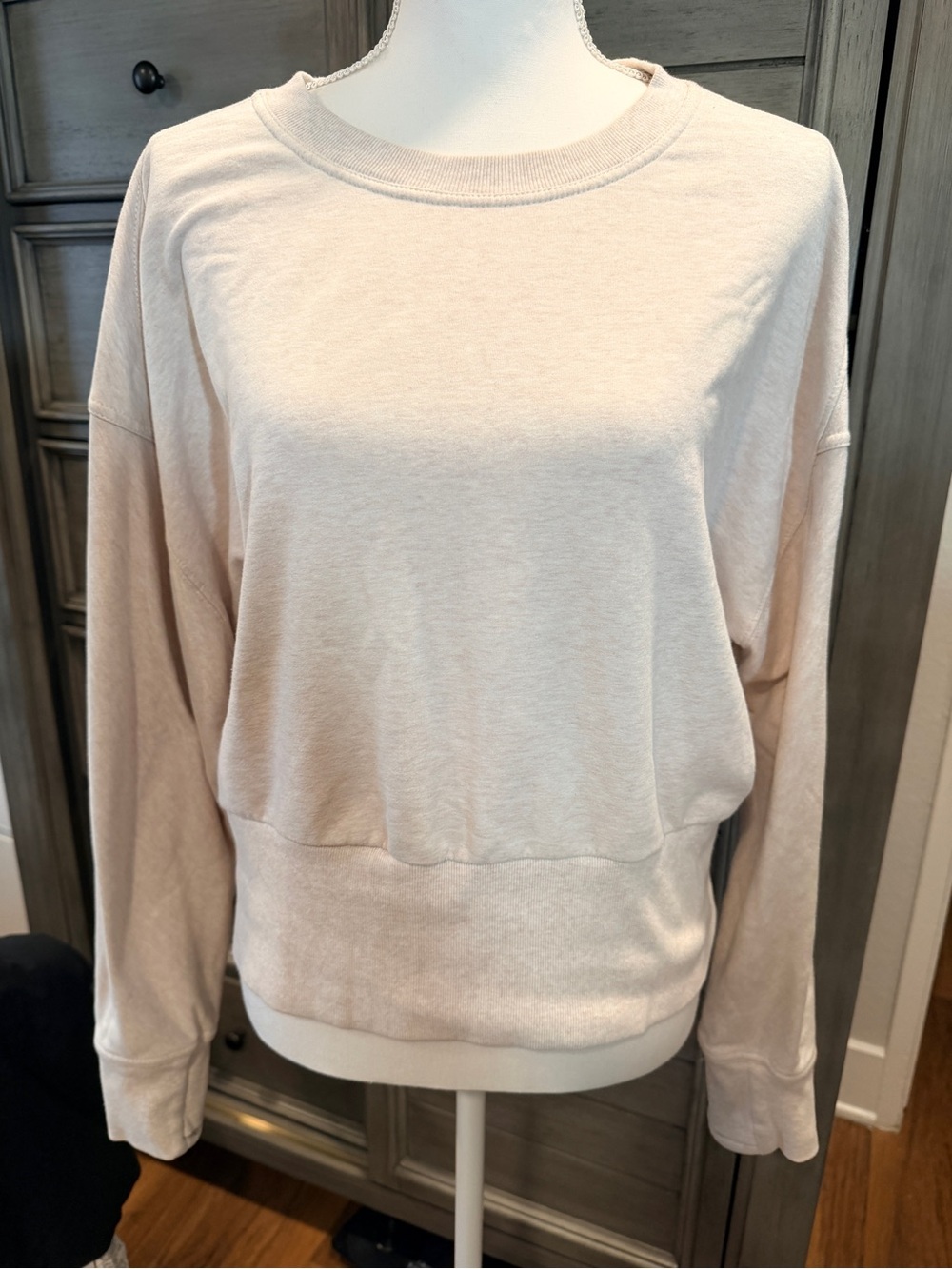 Athleta Cream Crewneck Pullover